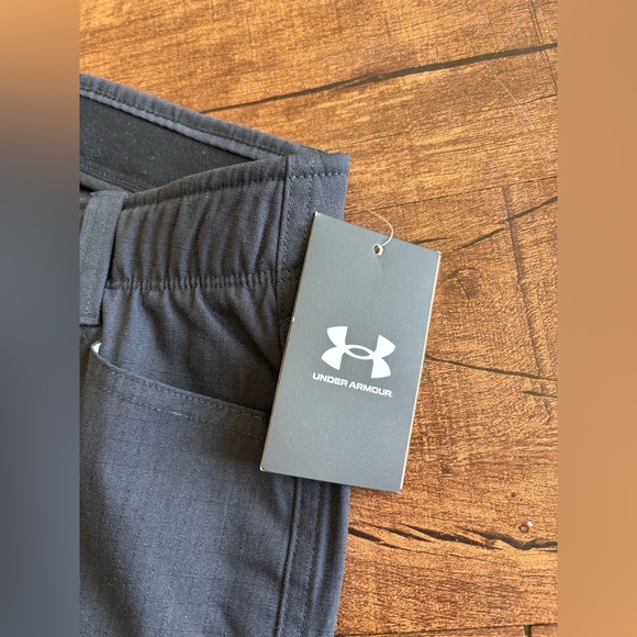NWT| Under Armour Cargo Pants | grey sz 4 - Picture 2 of 8